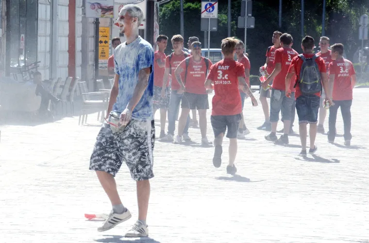 Počela je Norijada: maturanti na ulicama slave zavr&scaron;etak srednjo&scaron;kolskog obrazovanja