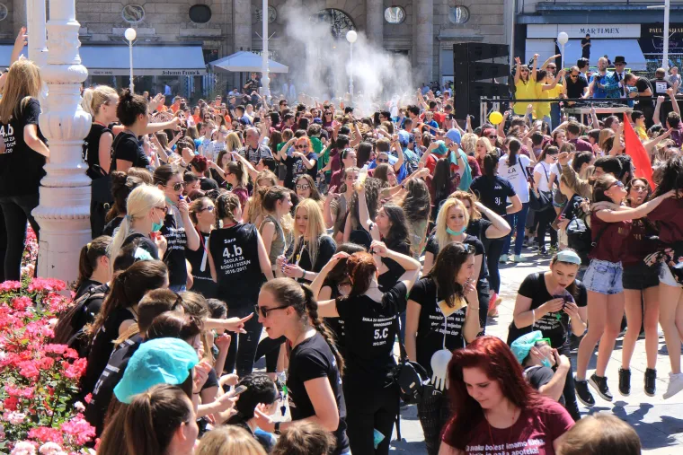 Počela je Norijada: maturanti na ulicama slave zavr&scaron;etak srednjo&scaron;kolskog obrazovanja