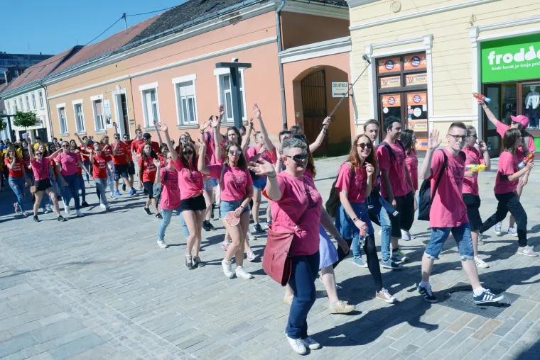 Počela je Norijada: maturanti na ulicama slave zavr&scaron;etak srednjo&scaron;kolskog obrazovanja