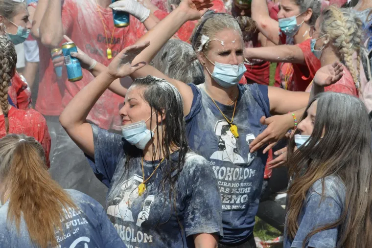 Počela je Norijada: maturanti na ulicama slave zavr&scaron;etak srednjo&scaron;kolskog obrazovanja