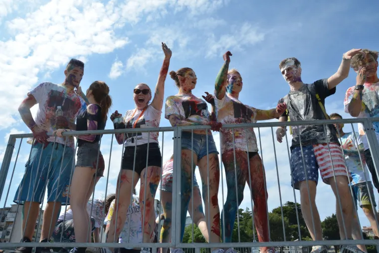 Počela je Norijada: maturanti na ulicama slave zavr&scaron;etak srednjo&scaron;kolskog obrazovanja