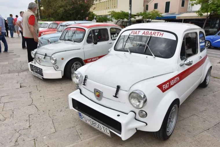 MEĐUNARODNI SKUP FIĆEKA: Legenda zavladala ulicama &Scaron;ibenika