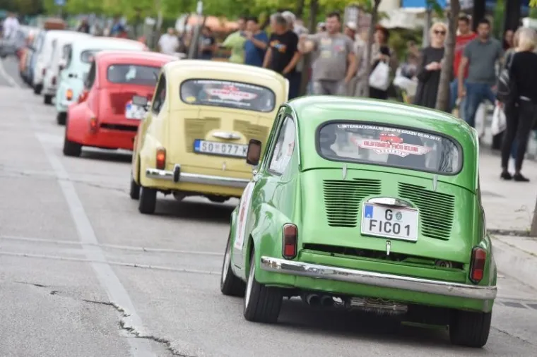 MEĐUNARODNI SKUP FIĆEKA: Legenda zavladala ulicama &Scaron;ibenika