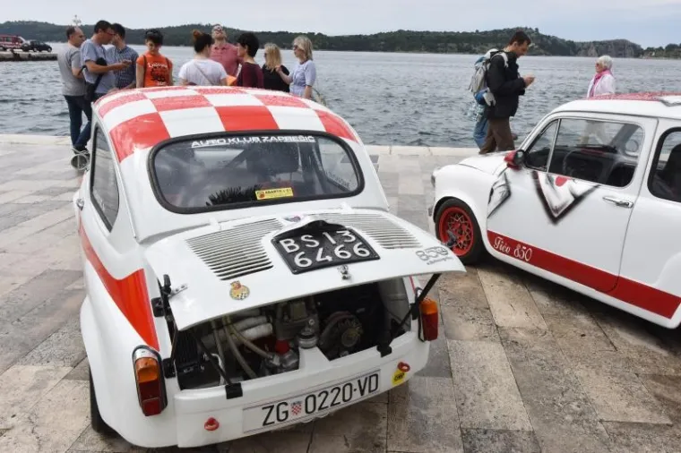 MEĐUNARODNI SKUP FIĆEKA: Legenda zavladala ulicama &Scaron;ibenika