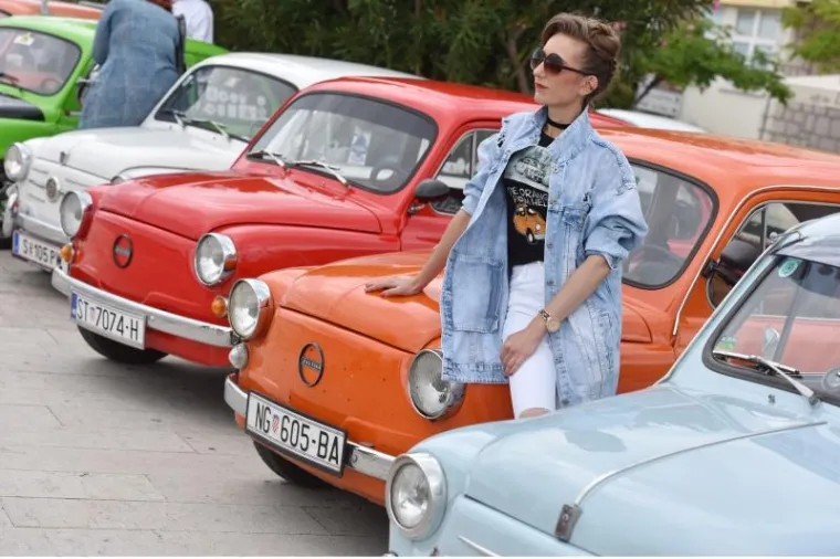 MEĐUNARODNI SKUP FIĆEKA: Legenda zavladala ulicama &Scaron;ibenika