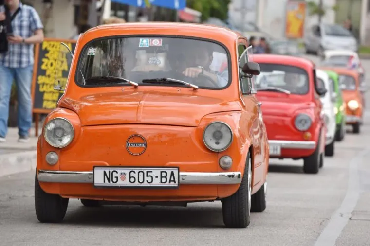 MEĐUNARODNI SKUP FIĆEKA: Legenda zavladala ulicama &Scaron;ibenika
