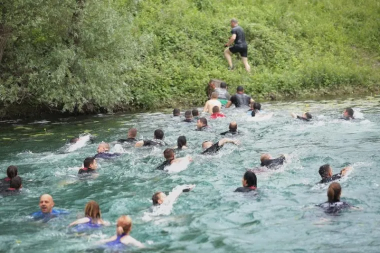 KAKO SAVLADATI 15 PREPREKA: Na Jarunu održan Legionar Challenge Zagreb 2017.