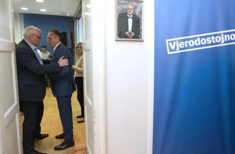 Drago Prgomet obratio se medijima u svom stožeru