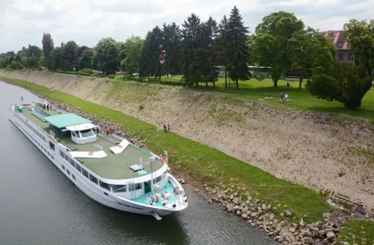 FRANCUSKI CRUISER DOPLOVIO DO SISKA! Za 80-ak putnika organiziran zanimljiv program