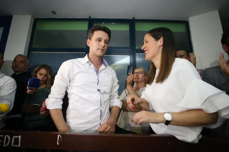 Bakljada u Metkoviću, Mostovci slavili izborne rezultate