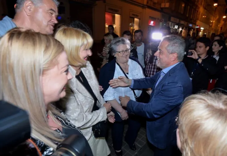 TKO JE SVE SLAVIO U BANDIĆEVOM STOŽERU? Do&scaron;li su olimpijska pobjednica i legendarni pjevač, ali svi su gledali u prekrasnu brinetu