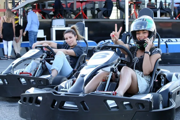 SEKSI DJEVOJKE I BRZI AUTOMOBILI: Zavr&scaron;io je Zagreb Auto Week, evo kako je bilo