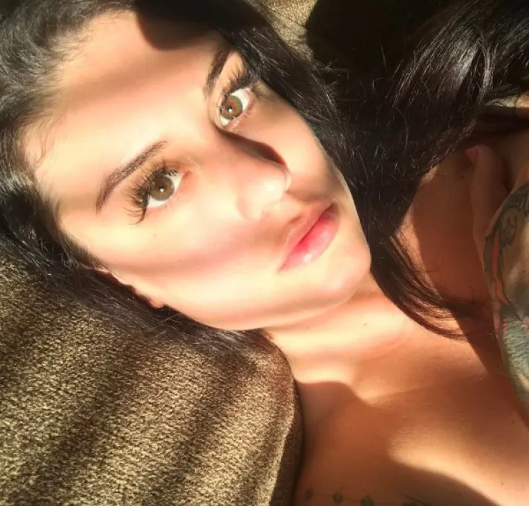 UČE OD PROFESIONALKI: Nikada neće priznati, ali i cure ih gledaju da bi pokupile pokoji trik