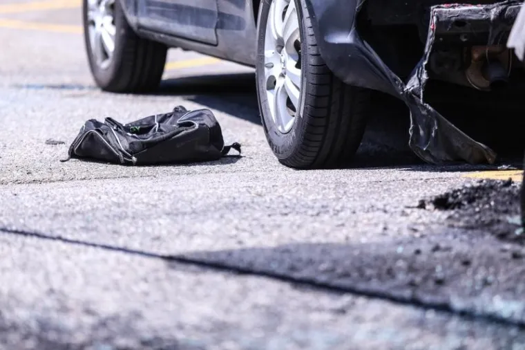 NOĆAS JE GORJELO U VELIKOJ GORICI: Izgorio VW Passat, plamen zahvatio i Corsu pokraj njega