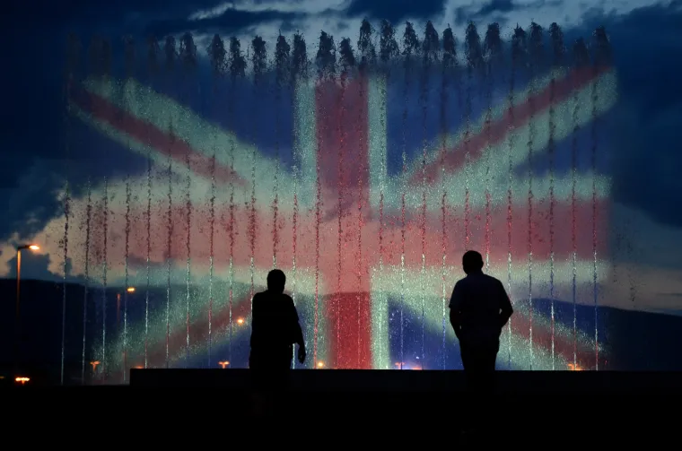 Zagrebačke fontane osvijetljene u spomen na žrtve terorističkog napada u Manchesteru