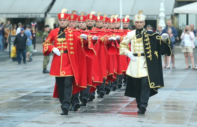 Postrojavanje Počasne satnije