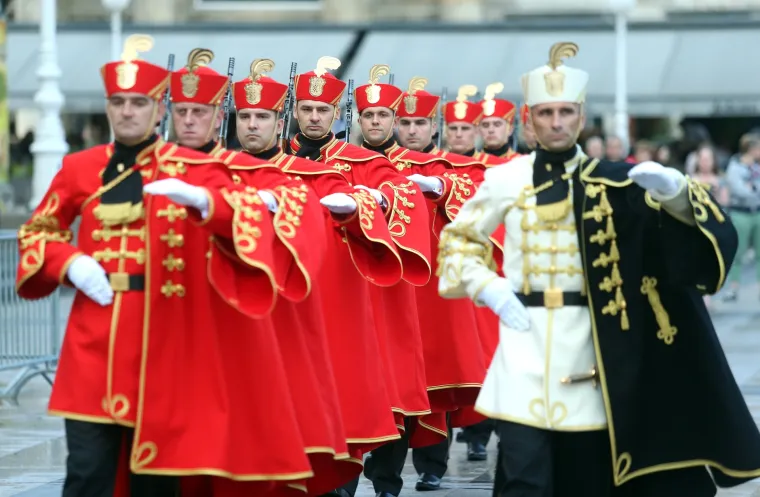 Postrojavanje Počasne satnije