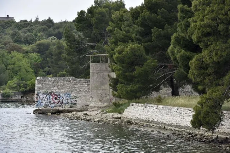 Horor u Puli: U plićaku pronađeno beživotno tijelo trogodišnjaka