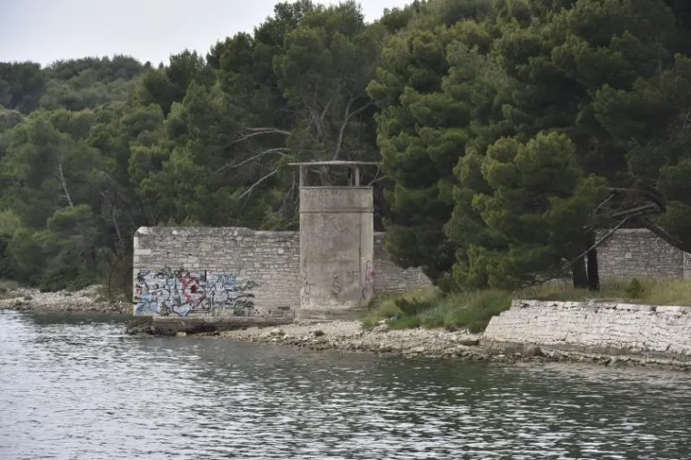 Horor u Puli: U plićaku pronađeno beživotno tijelo trogodišnjaka