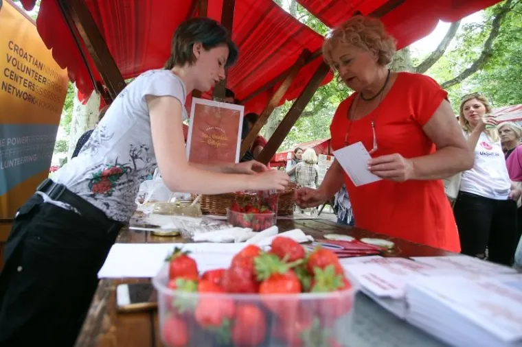 Volonterski doručak na zagrebačkom Zrinjevcu