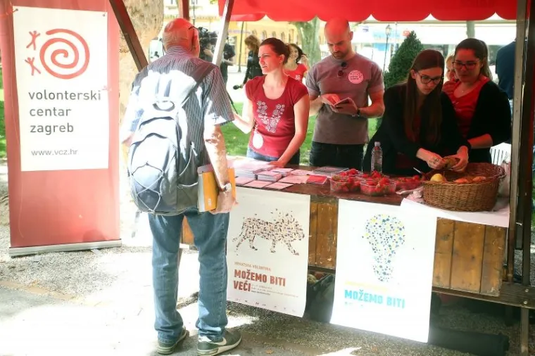 Volonterski doručak na zagrebačkom Zrinjevcu