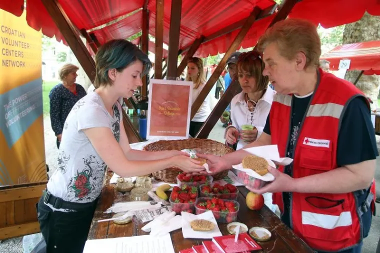 Volonterski doručak na zagrebačkom Zrinjevcu