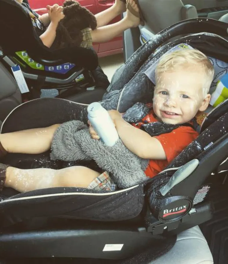 KAD SE TATE DOHVATE DJECE: Luda zabava je zajamčena, ako ne za djecu, za očeve sigurno