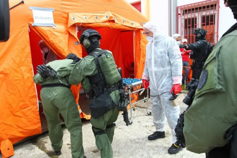 SPECIJALCI U AKCIJI: Pogledajte kako je izgledala spektakularna vježba i kako su zavr&scaron;ili 'teroristi'