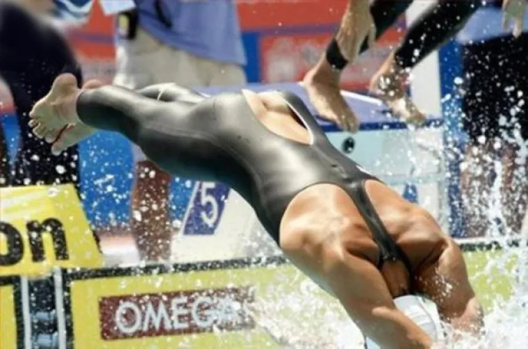 KUPAĆI KOSTIMI IZ NOĆNIH MORA: Ne znamo tko ih je dizajnirao, ali sigurno znamo da im je mjesto iza re&scaron;etaka