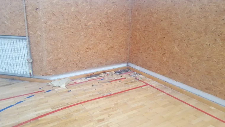 Školska dvorana u Ninu raspada se od vlage