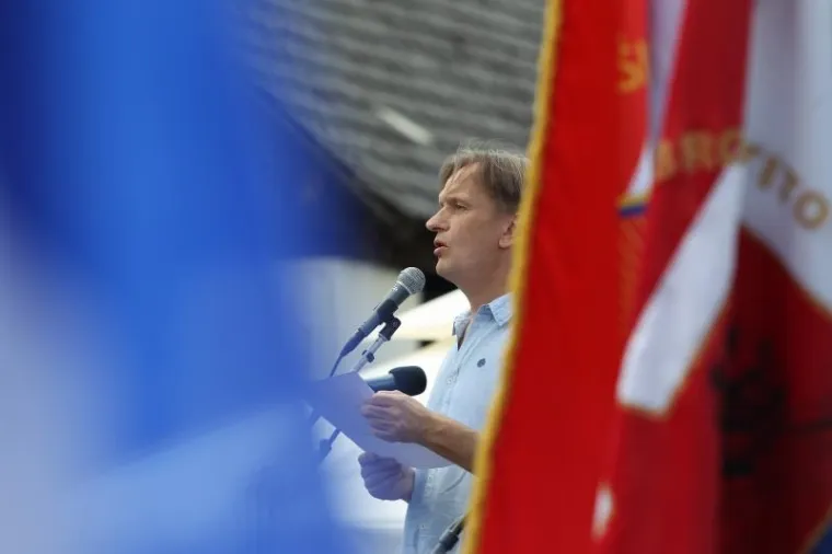 SVEČANI SKUP U POVODU DANA MLADOSTI-RADOSTI: U Kumrovcu se okupilo vi&scaron;e od &scaron;est tisuća ljudi