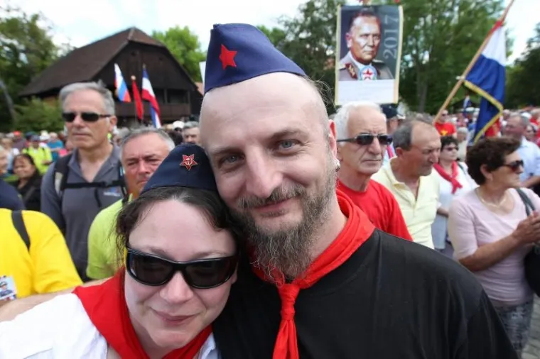 SVEČANI SKUP U POVODU DANA MLADOSTI-RADOSTI: U Kumrovcu se okupilo vi&scaron;e od &scaron;est tisuća ljudi