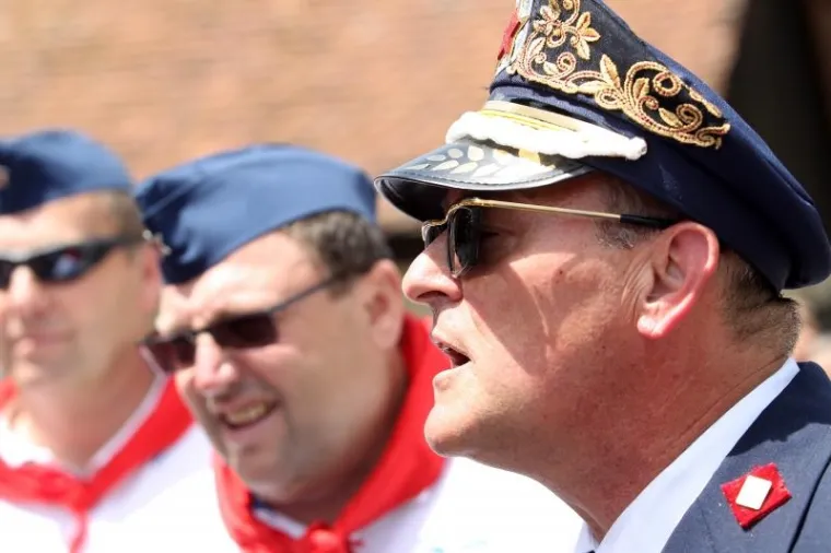 U Kumrovcu se okupilo vi&scaron;e od 6000 &scaron;tovatelja lika i djela Josipa Broza Tita i tako proslavili njegov 125 rođendan.