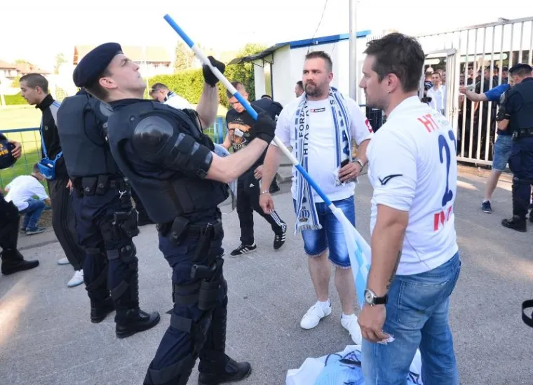 ARMADA ZAVLADALA ZAGREBOM: Pogledajte kako izgleda riječka proslava naslova u Maksimiru