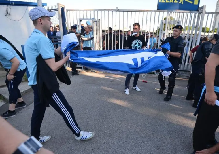 ARMADA ZAVLADALA ZAGREBOM: Pogledajte kako izgleda riječka proslava naslova u Maksimiru