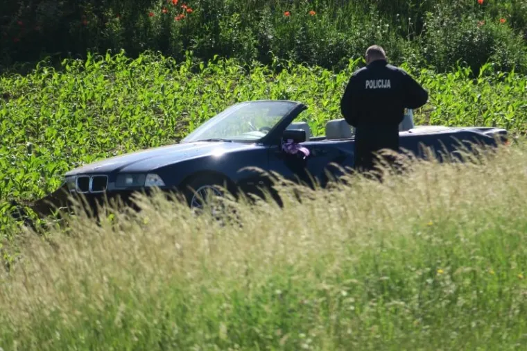 Jedna osoba smrtno je stradala u nesreći koja se u 6.15 dogodila na cesti od Sinja prema Otoku, predio Kerep.