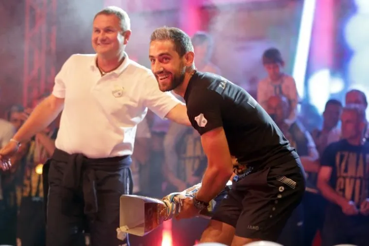 OVAKO RIJEKA SLAVI NASLOV: Pogledajte detalje s proslave koja je trajala do jutarnjih sati nedjelje