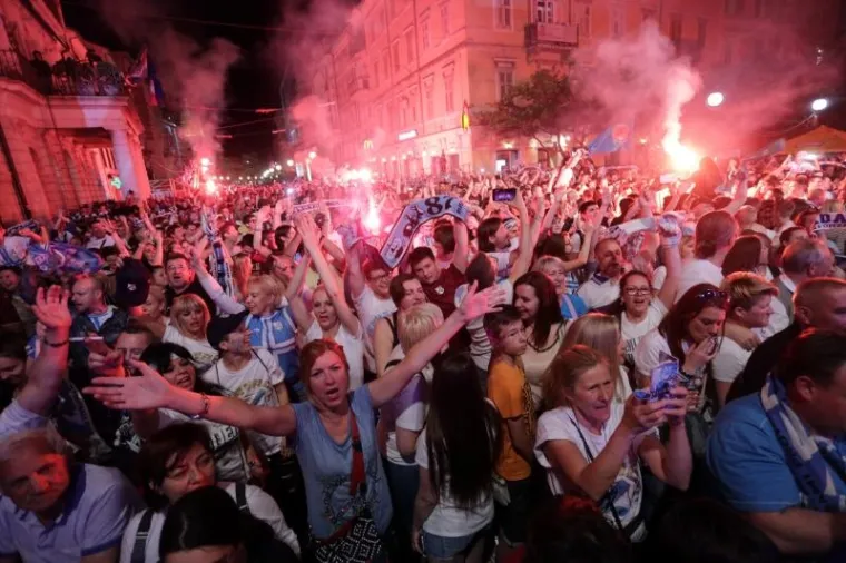 OVAKO RIJEKA SLAVI NASLOV: Pogledajte detalje s proslave koja je trajala do jutarnjih sati nedjelje