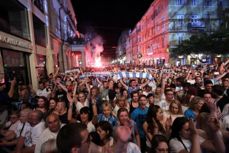 OVAKO RIJEKA SLAVI NASLOV: Pogledajte detalje s proslave koja je trajala do jutarnjih sati nedjelje