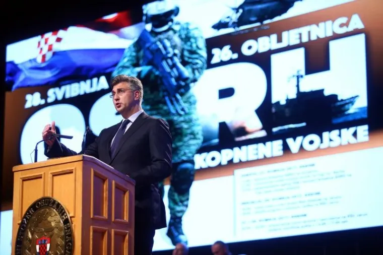 DRŽAVNO VODSTVO U LISINSKOME: Svečana akademija povodom Dana oružanih snaga