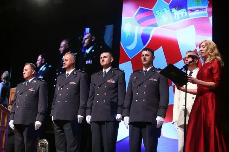 DRŽAVNO VODSTVO U LISINSKOME: Svečana akademija povodom Dana oružanih snaga