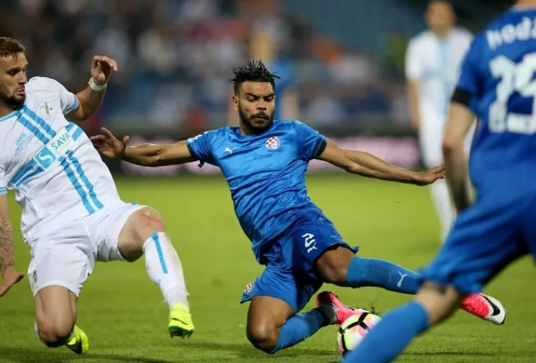 Rijeka spektakularnom igrom pobjedila Dinamo i osvojila hrvatski nogometni Kup