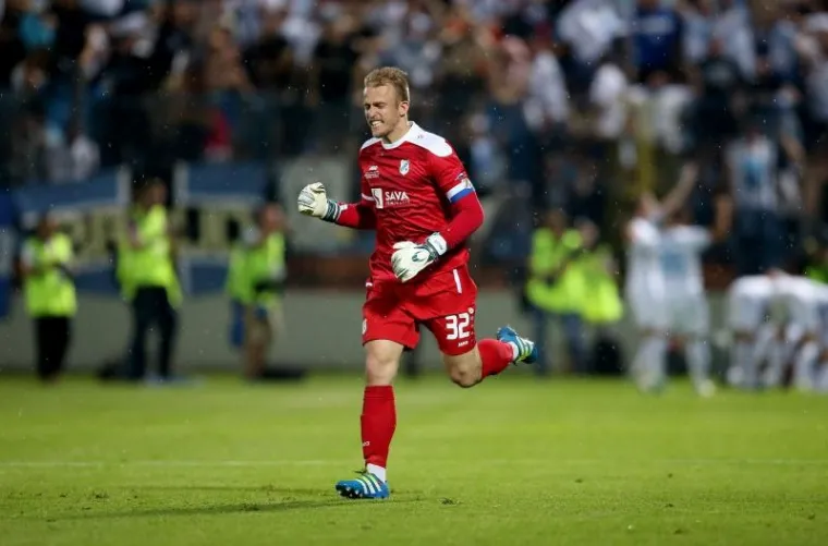 Rijeka spektakularnom igrom pobjedila Dinamo i osvojila hrvatski nogometni Kup