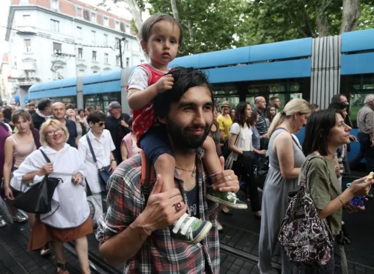 20.000 LJUDI STIGLO NA PROSVJED PODR&Scaron;KE KURIKULARNOJ REFORMI: Podr&scaron;ku su do&scaron;li dati brojni političari