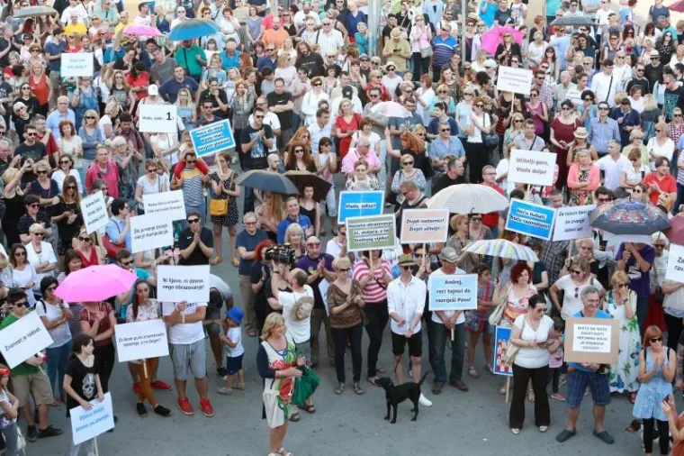 PROSVJED PODRŠKE KURIKULARNOJ REFORMI ODRŽAN DILJEM HRVATSKE: Evo kako je bilo u Splitu, Rijeci, Slavonskom Brodu...