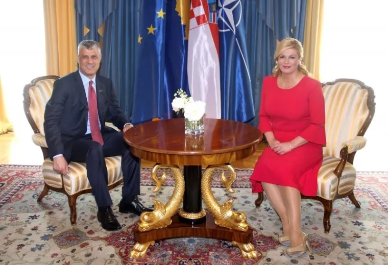 SVEČANI PRIJEM ZA PREDSJEDNIKA KOSOVA: Evo kako je Kolinda dočekala Hashima Thacija