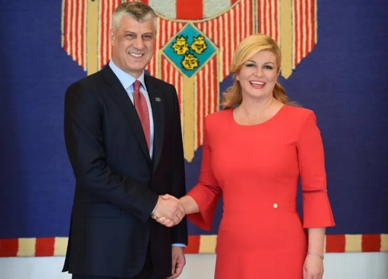 SVEČANI PRIJEM ZA PREDSJEDNIKA KOSOVA: Evo kako je Kolinda dočekala Hashima Thacija