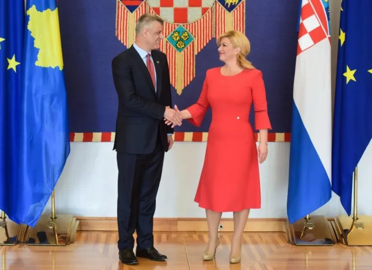 SVEČANI PRIJEM ZA PREDSJEDNIKA KOSOVA: Evo kako je Kolinda dočekala Hashima Thacija