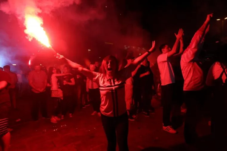 LUDNICA U RIJECI: Pogledajte kako su navijači proslavili osvajanje duple krune