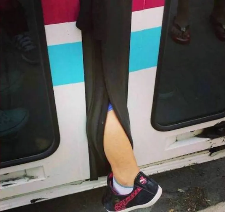 JAVNI PRIJEVOZ MOŽE BITI PAKAO: Odvratni i bizarni prizori koji su nezaobilazna strana svakodnevice